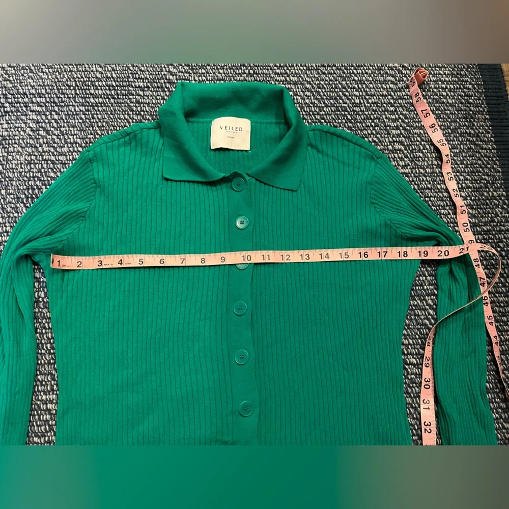Green Button Down Ribbed Shirt - Picture 6 of 7